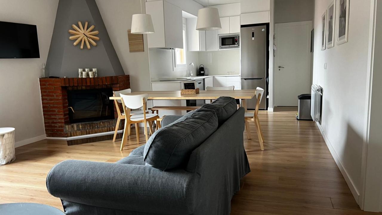 Apartaments La Pertusa Corca  Extérieur photo