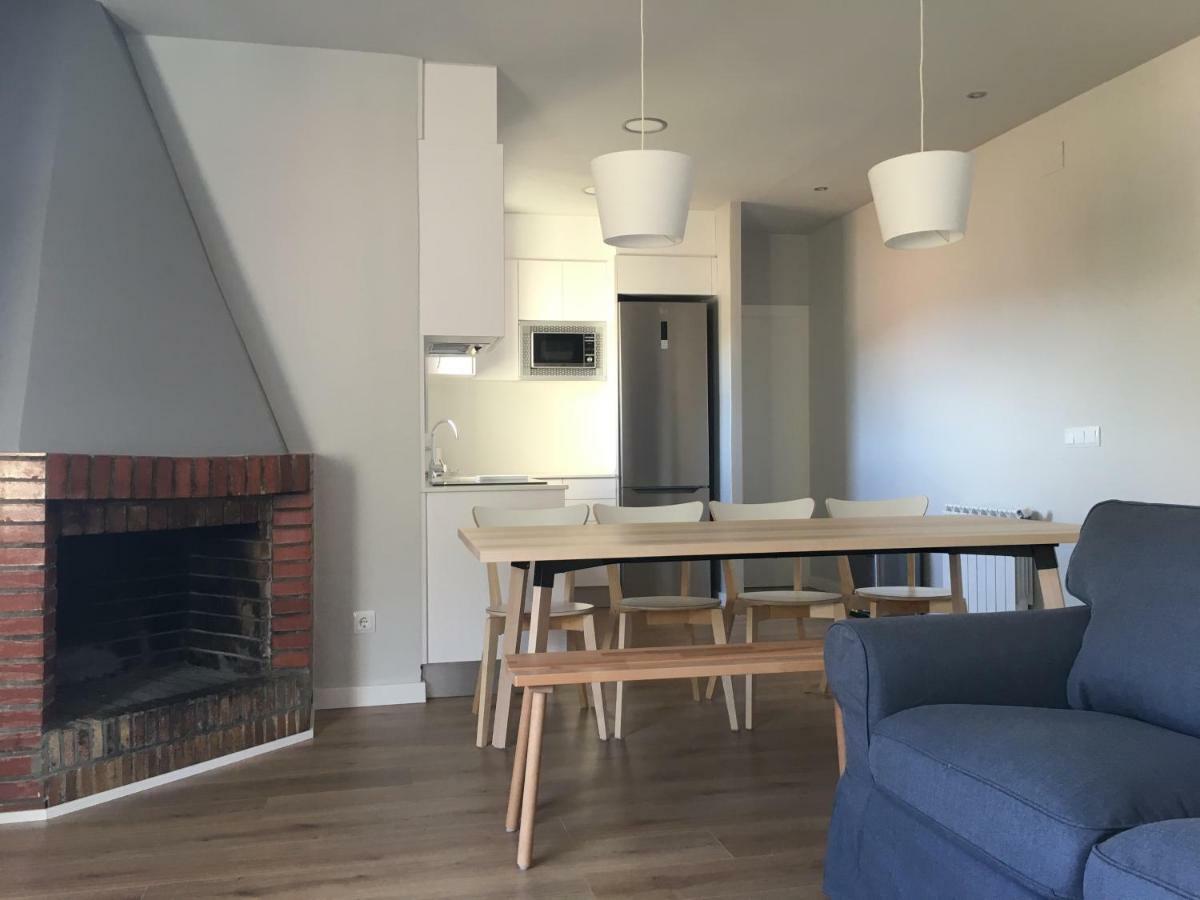 Apartaments La Pertusa Corca  Extérieur photo