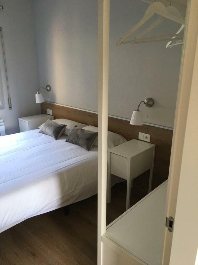 Apartaments La Pertusa Corca  Extérieur photo